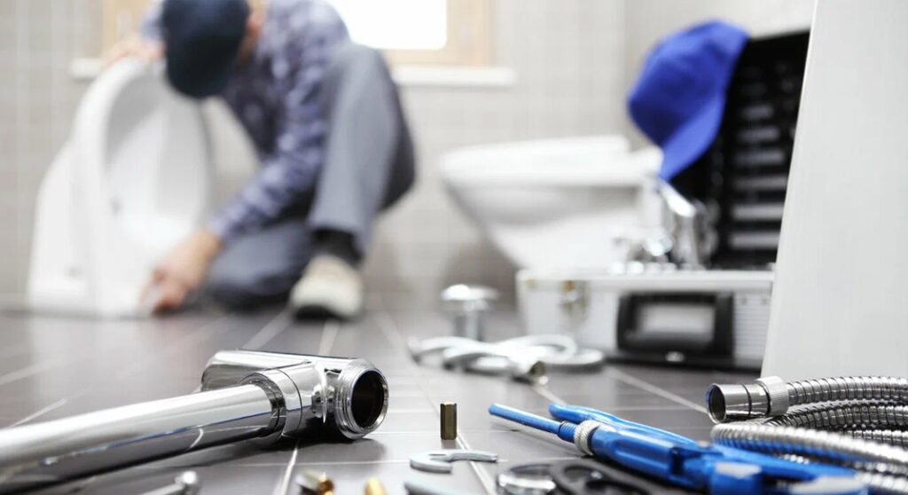 Common Plumbing Problems in Apartments (and Quick Fixes)